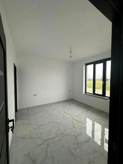 Casă cu 1 camere cu Teren 360 Mp în Central