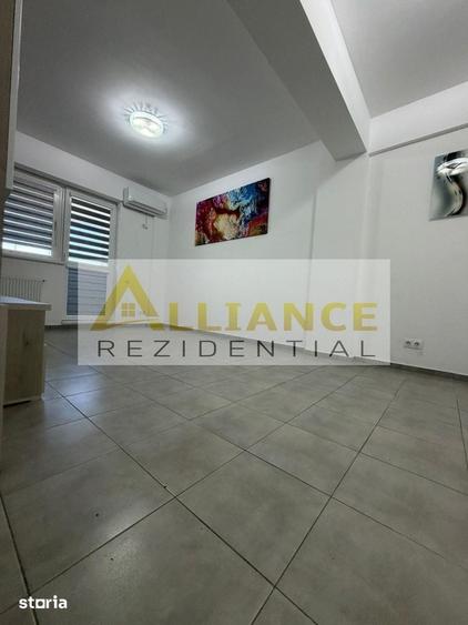 Apartament cu 2 camere în Apărătorii Patriei