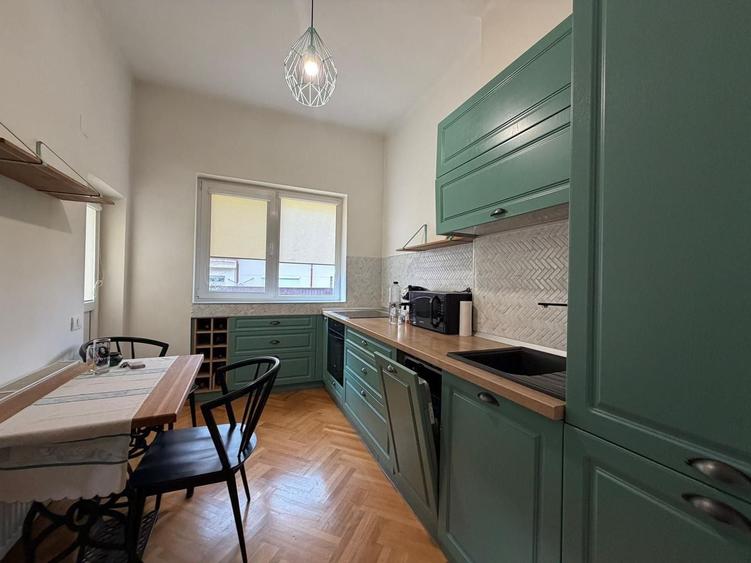 Apartament cu 2 camere decomandat în Armeneasca