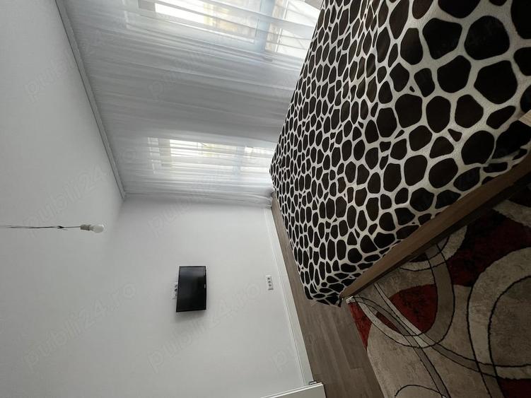 Casă cu 5 camere cu Teren 280 Mp în Giarmata