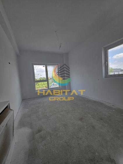Duplex cu 5 camere cu Canalizare în Central