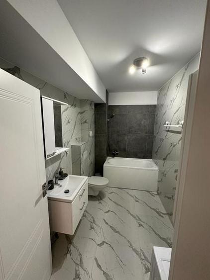 Apartament cu 2 camere semidecomandat în