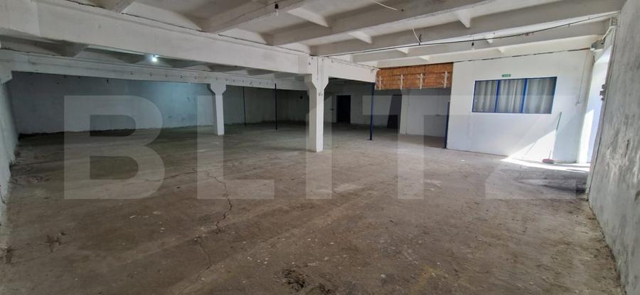 Spațiu comercial, de 350 mp, în Bariera Vâlcii