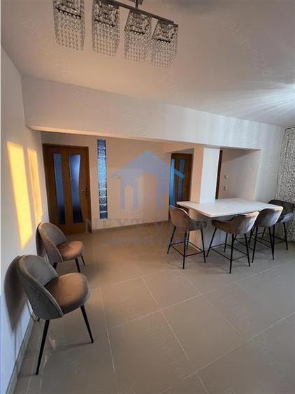 Apartament cu 4 camere decomandat, mobilat în Mărăști