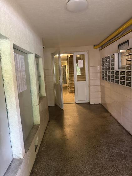 Apartament cu 4 camere în Colentina