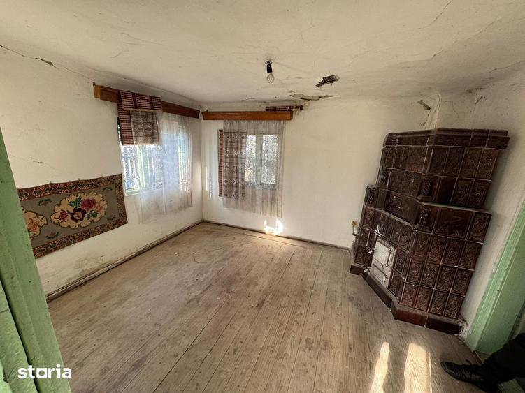 Casă cu 3 camere cu Teren 1685 Mp în Ariceștii Rahtivani