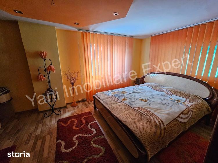 Casă cu 6 camere cu Teren 557 Mp în Central