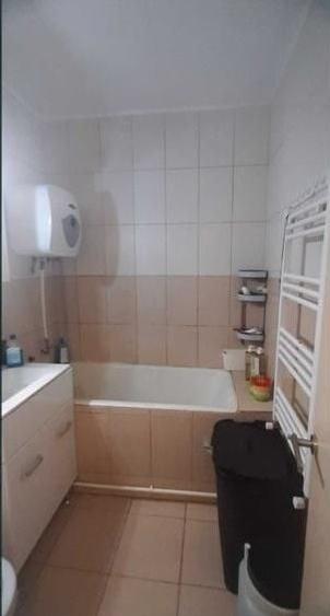 Apartament cu 2 camere semidecomandat în Tomis II