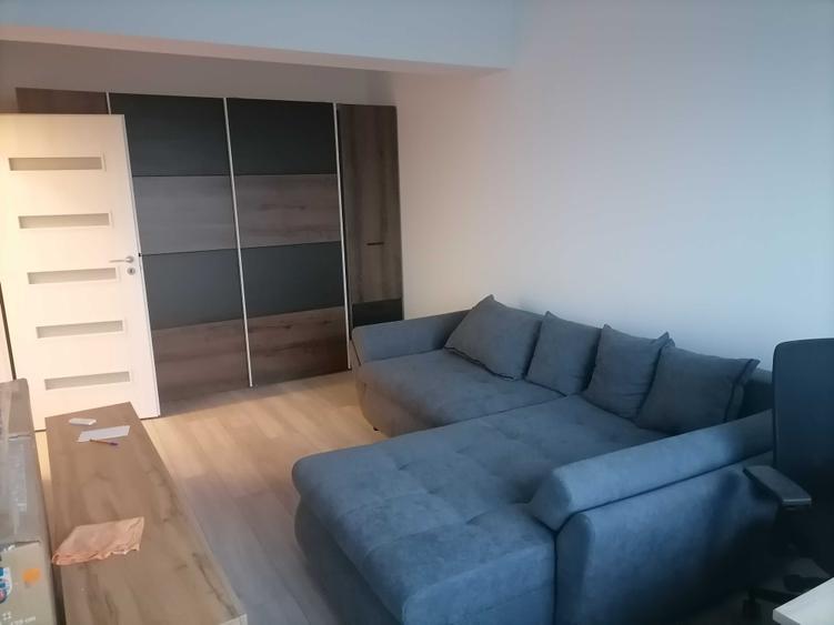 Apartament cu 2 camere decomandat în Berceni