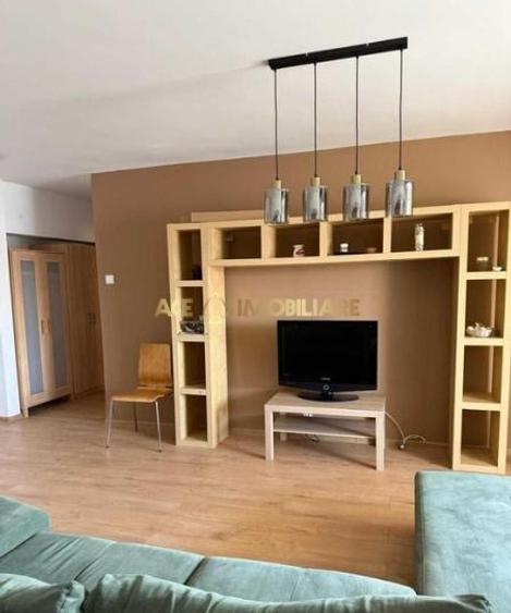 Apartament cu 3 camere decomandat, mobilat în 1 Mai