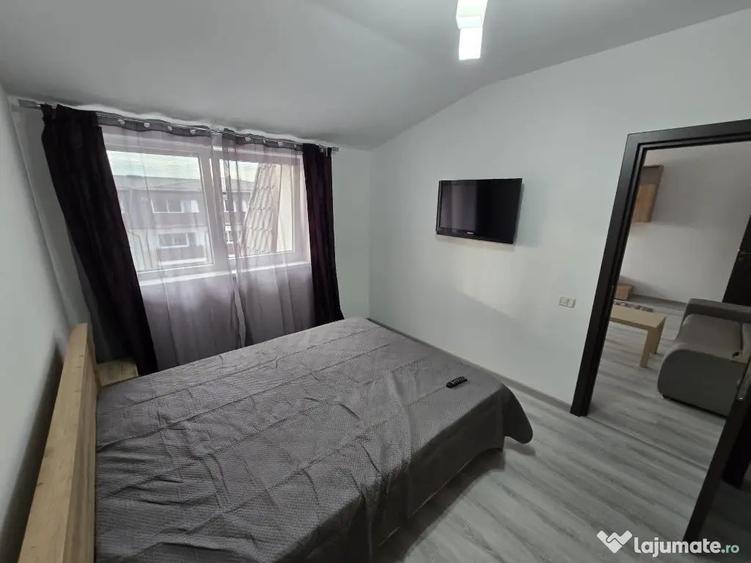 Apartament cu 2 camere decomandat în Sânpetru