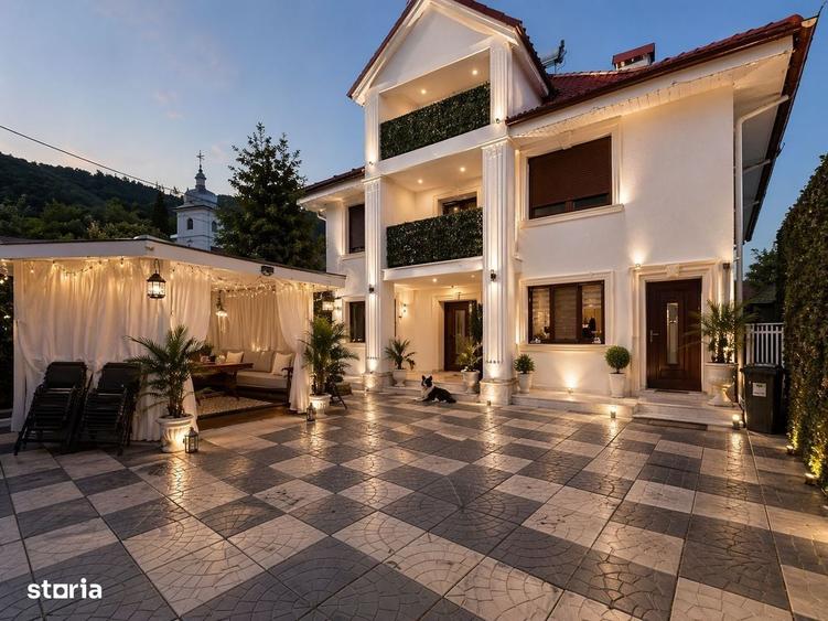 Casă cu 4 camere în Central