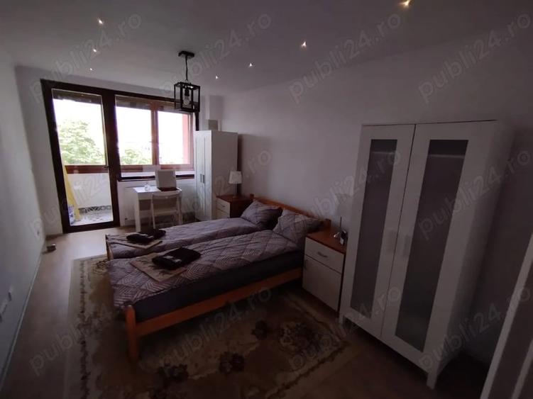 Apartament cu 3 camere semidecomandat în Central