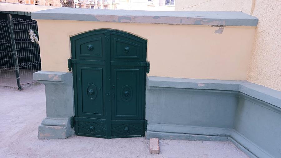 Casă individuală cu 4 camere cu Canalizare în Ultracentral