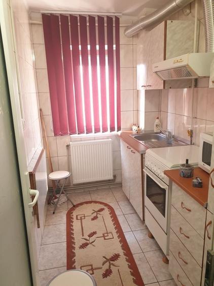 Apartament cu 2 camere semidecomandat în Obor