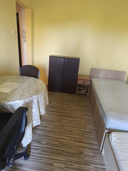 Garsonieră decomandată în Buziașului