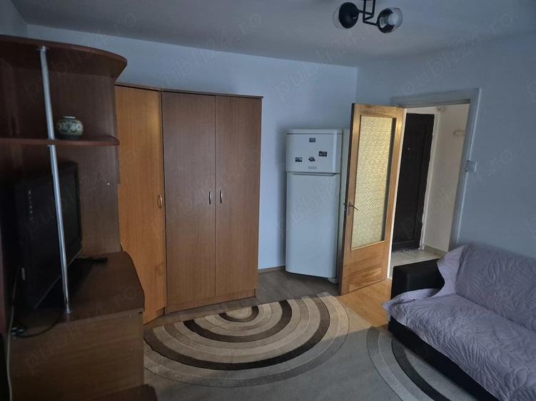 Garsonieră decomandată în Popa Șapcă