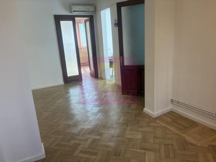 Apartament 3 camere in vila Cotroceni- Palat. - 4