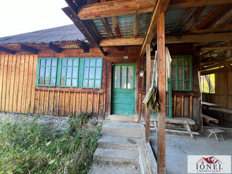 Casă individuală cu 2 camere cu Teren 116445 Mp în Mogoș