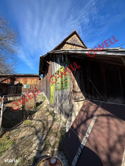 Casă cu 2 camere cu Teren 867 Mp în Hoghiz
