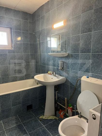 Apartament cu 3 camere decomandat, mobilat în Nord-Est