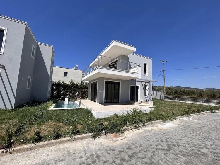 Complex reziden?ial exclusivist de vile moderne in Grecia - 1