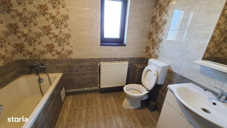 Casă cu 3 camere în Central