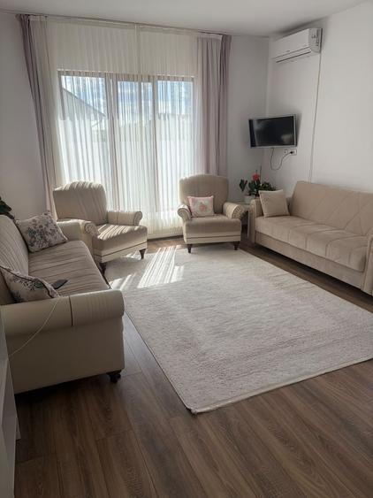 Casă cu 4 camere cu Teren 250 Mp în Central
