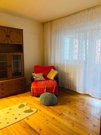 Apartament cu 2 camere decomandat în Centrul Civic