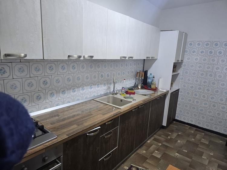 Apartament cu 2 camere decomandat în Doamna Ghica