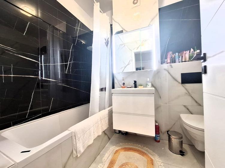 Apartament cu 2 camere semidecomandat, mobilat în Sălaj
