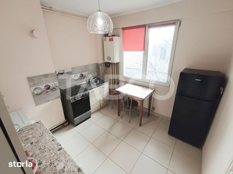 Apartament cu 2 camere semidecomandat, mobilat în Gruia