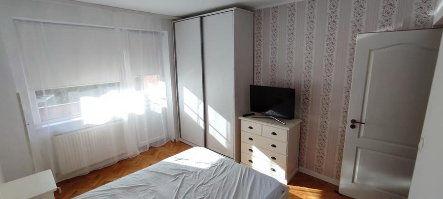 Apartament cu 2 camere decomandat în Horea