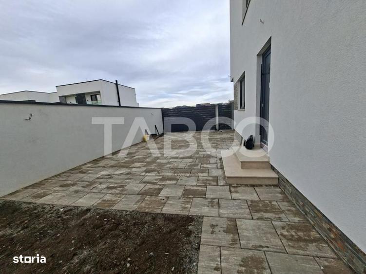 Casă cu 4 camere decomandat cu Teren 115 Mp în Central