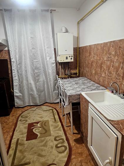 Apartament cu 2 camere decomandat în Exterior Vest