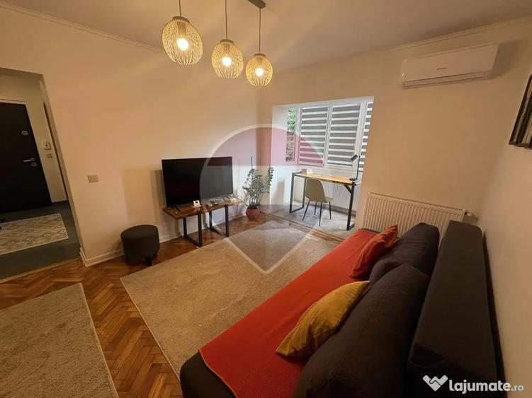 Apartament cu 2 camere decomandat în Ultracentral