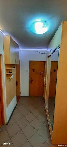 Apartament cu 3 camere decomandat în 13 Septembrie