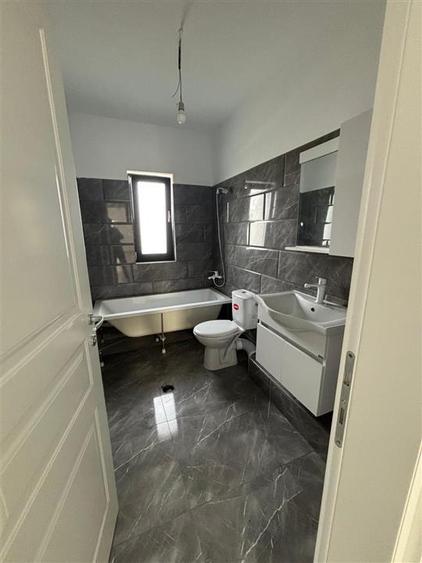 Apartament cu 2 camere semidecomandat în Dancu