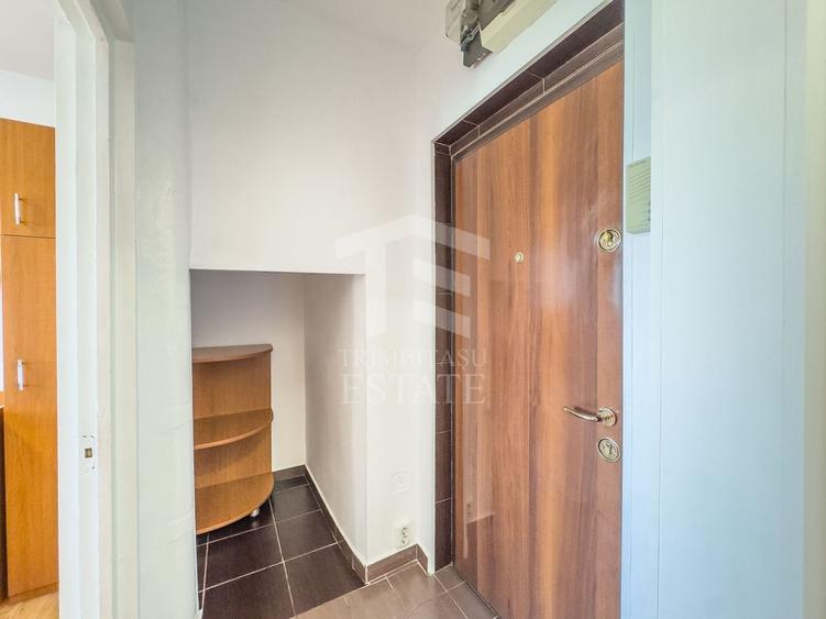 Apusului | Str Lacul Zanoaga | Pta Gorjului | Ghirlandei | 3 camere - 12