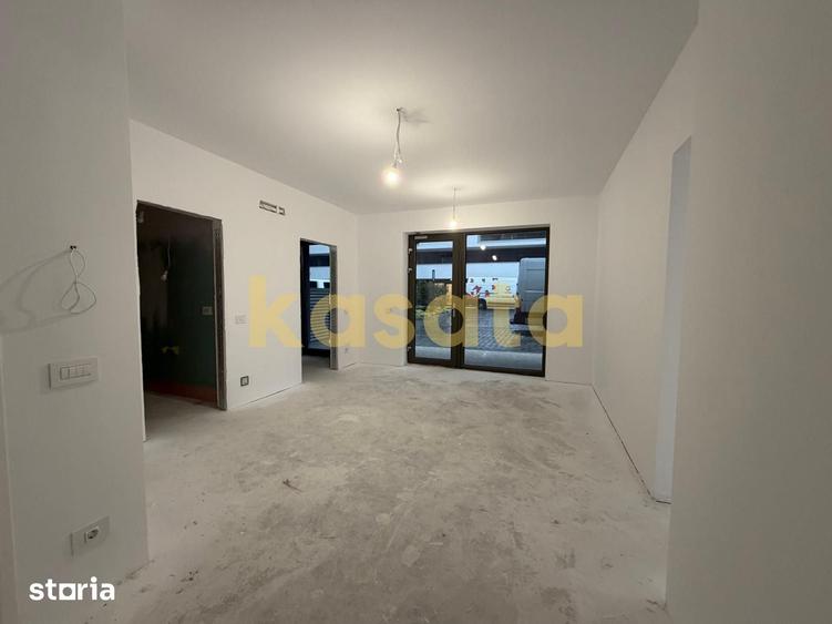 Spațiu comercial, de 64.58 mp, în Tei