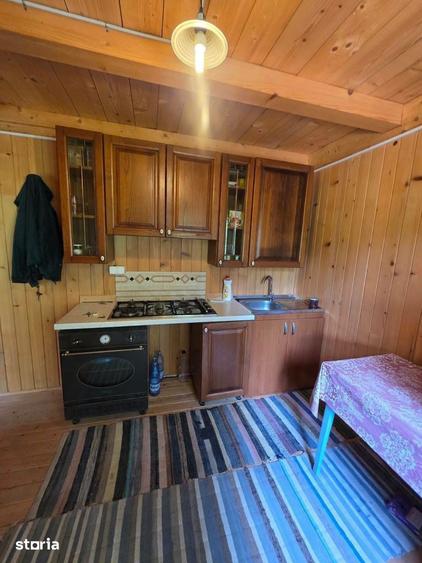 Casă cu 3 camere cu Teren 800 Mp în Central