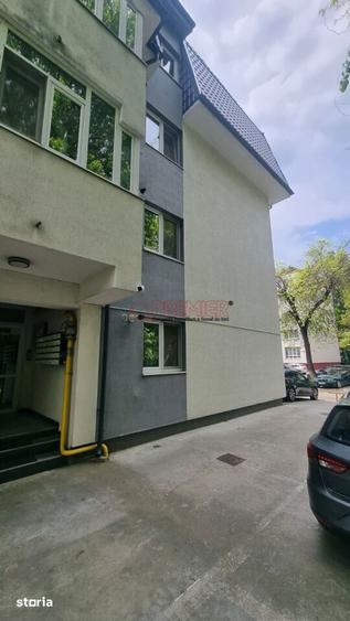 Apartament cu 3 camere, mobilat în Berceni