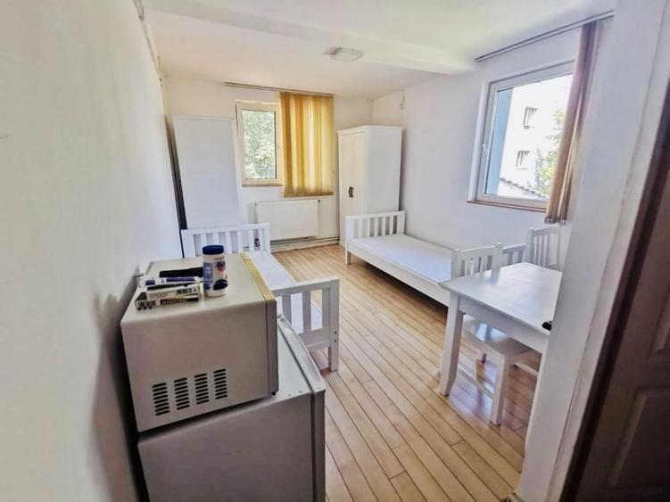 Apartament cu 6 camere în Central