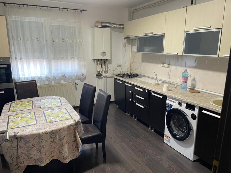 Apartament cu 2 camere decomandat în Prelungirea Ghencea