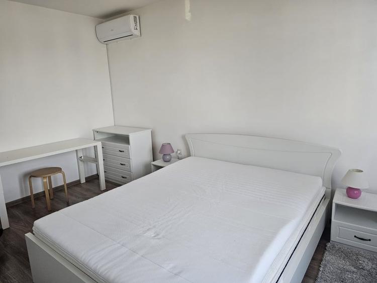 Duplex cu 4 camere cu Teren 300 Mp în Europa