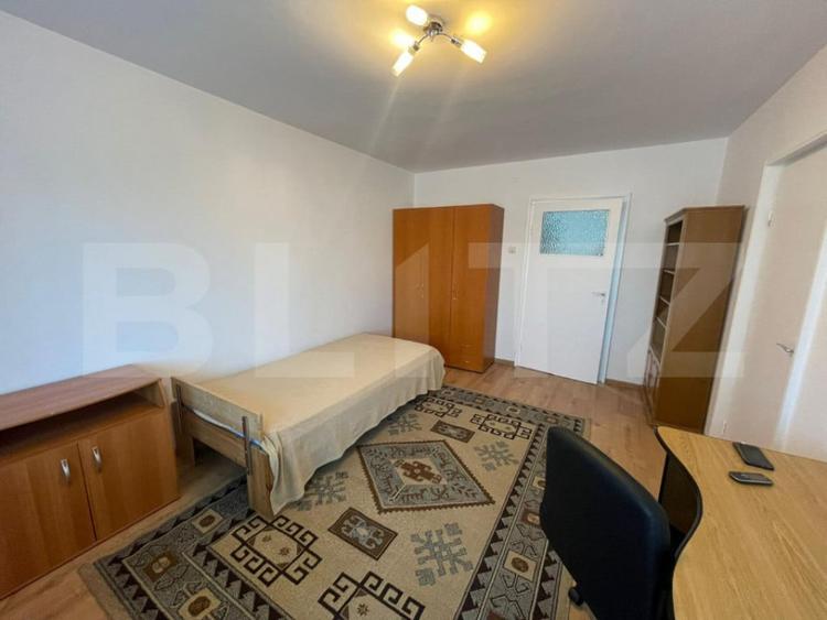 Apartament de 2 camere, decomandat, 54 mp, zona strazii Alee - 11