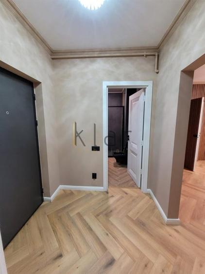 Apartament cu 2 camere semidecomandat în Florești