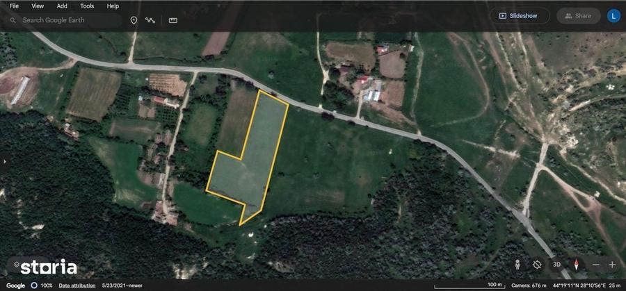 Teren de 10000 mp, în Gherghina