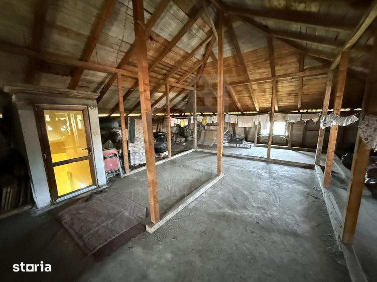Casă cu 5 camere cu Teren 1039 Mp în Rovine