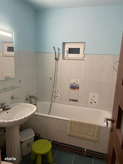 Apartament cu 4 camere în Central